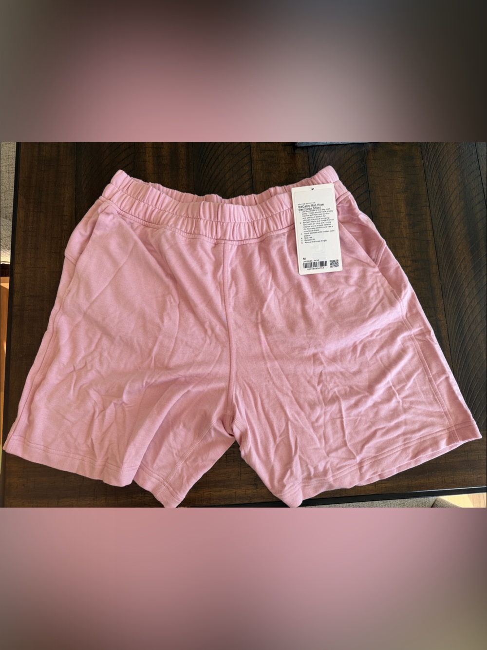 Lululemon athletica BeCalm Mid—Rise shorts